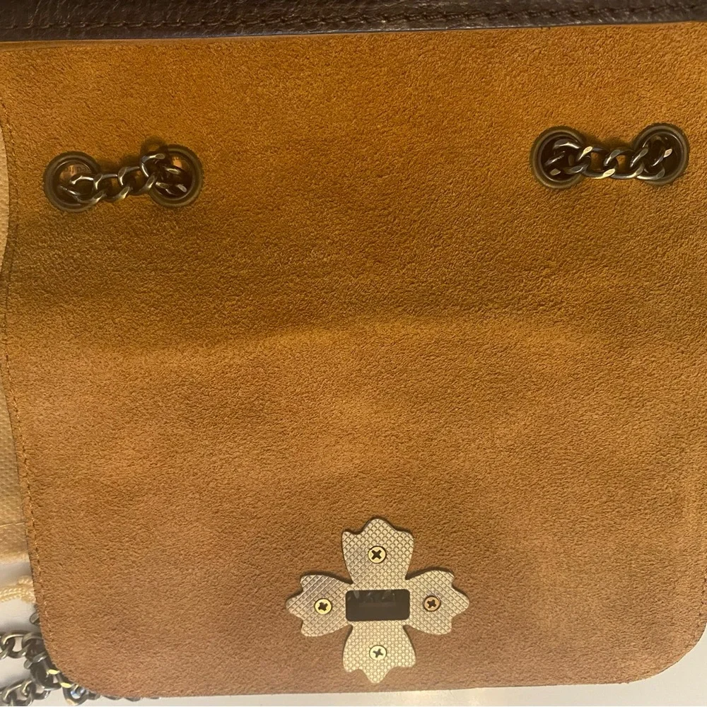 Patricia Nash Harlow Flap Crossbody in Leopard Haircalf EUC - Picture 7 of 9